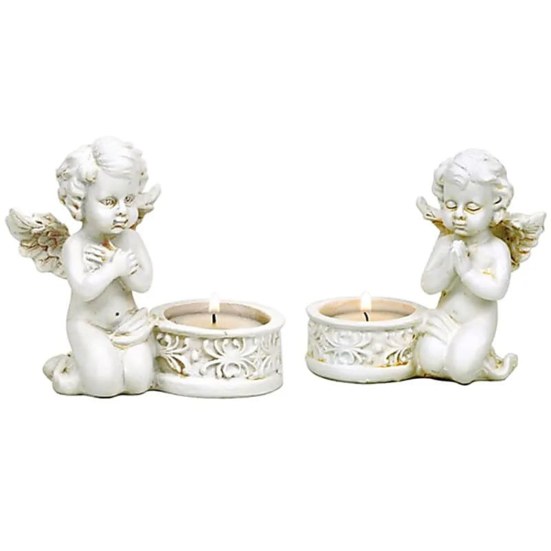 Anges avec bougeoirs